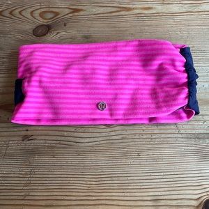 Lululemon headband.